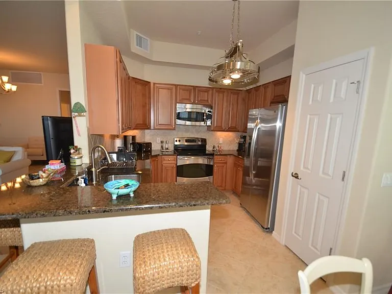 10572 Smokehouse Bay Dr #101 — Photo 9