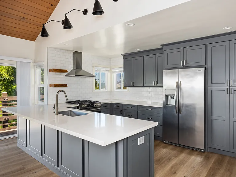2234 Santa Ynez Ave — Photo 4
