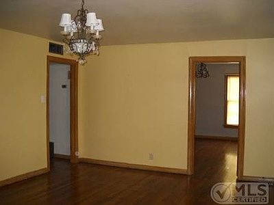 3rd image of 1517 Washington Blvd