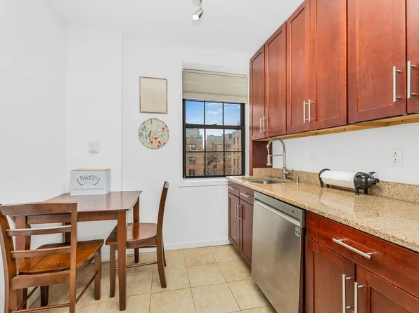 808 Bronx River Road #6c, Bronxville, NY 10708