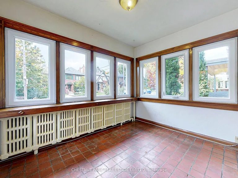 114 Colin Ave — Photo 11