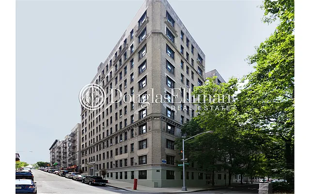 Sold by Douglas Elliman | media 14