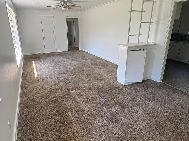 1628 Gibraltar Dr — Photo 5