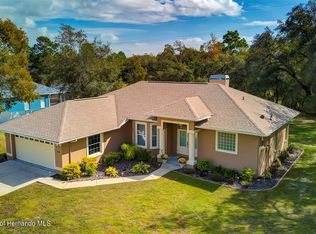 11090 Marvelwood Rd, Weeki Wachee, FL 34614