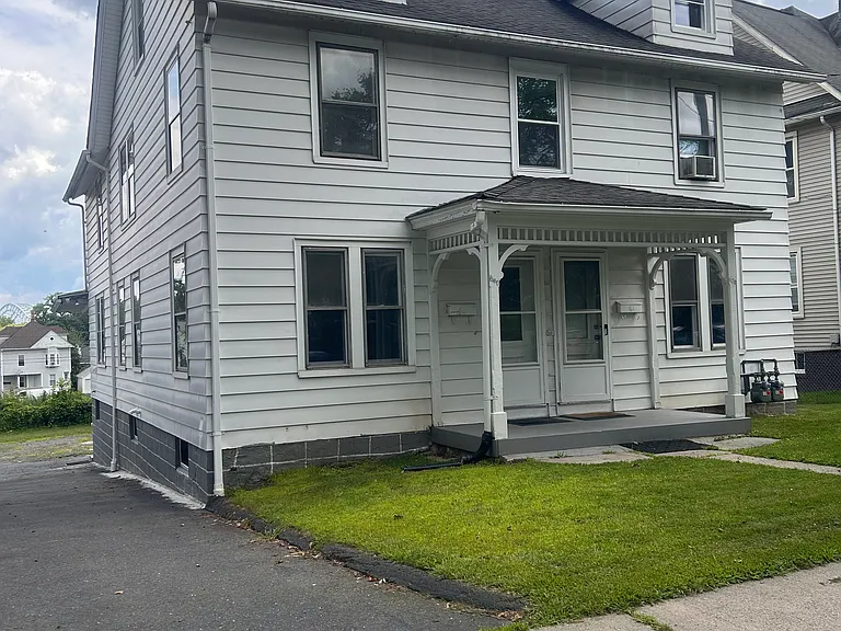 640 High St — Photo 32