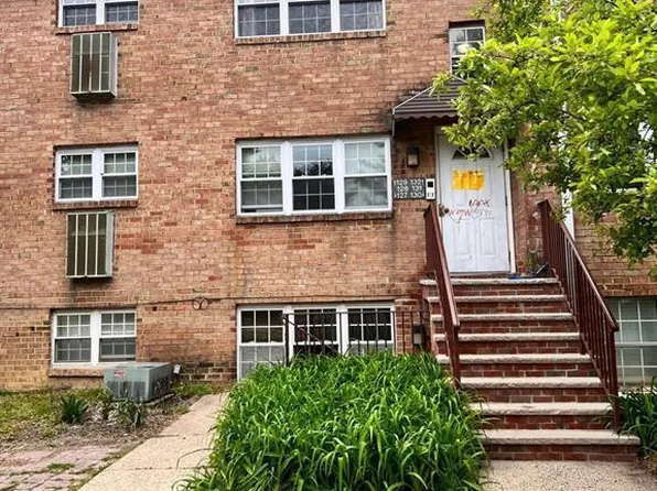 129 College Dr, Edison, NJ 08817