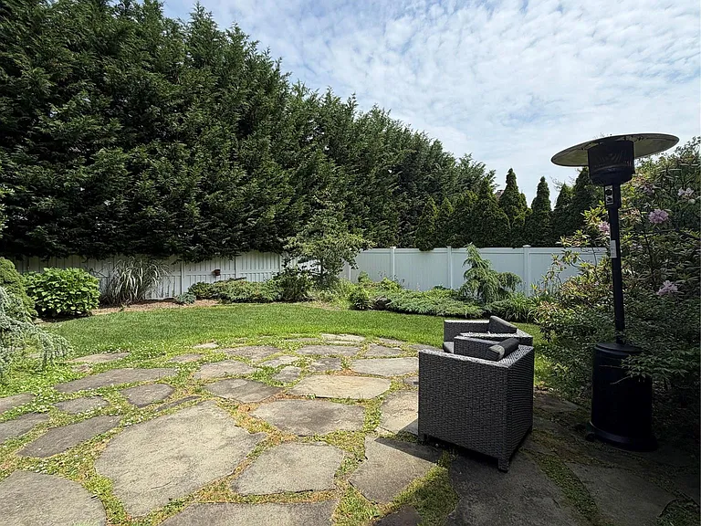 3 Deeringwood Ln — Photo 23