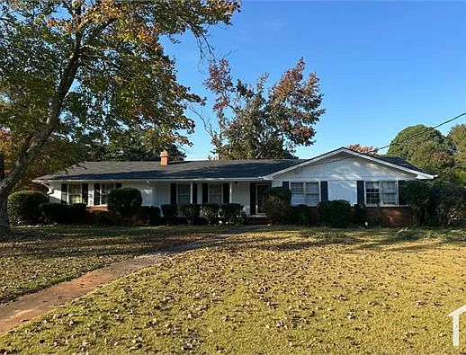4634 Bexley Dr — Photo 1