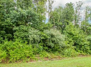 53153 Summer Breeze Dr, South Bend, IN 46637