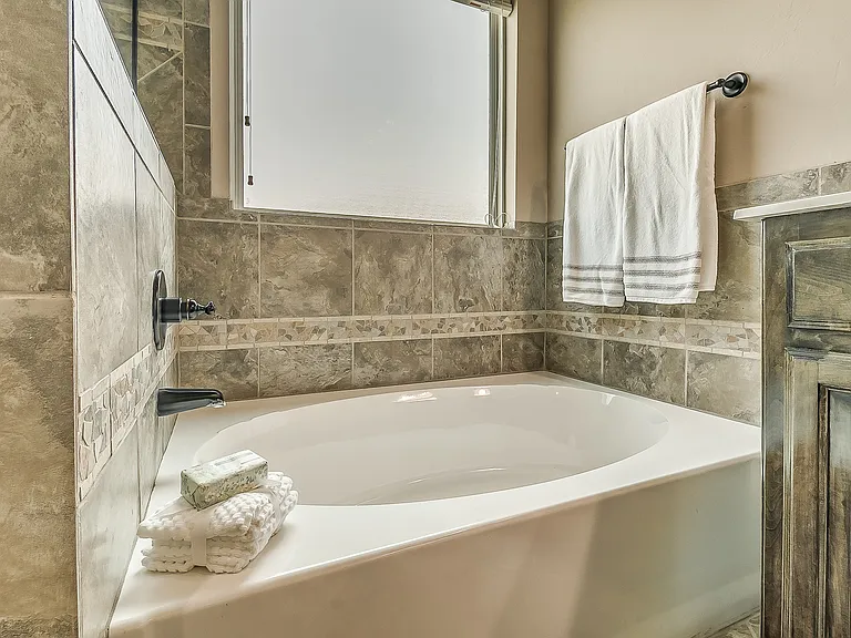 15904 Positano Dr — Photo 15