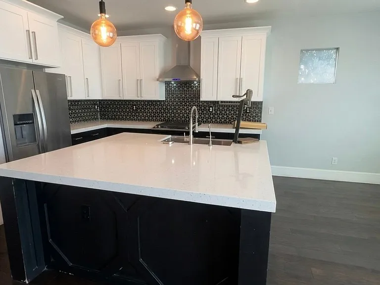 5233 Kendall Ridge Ct — Photo 3