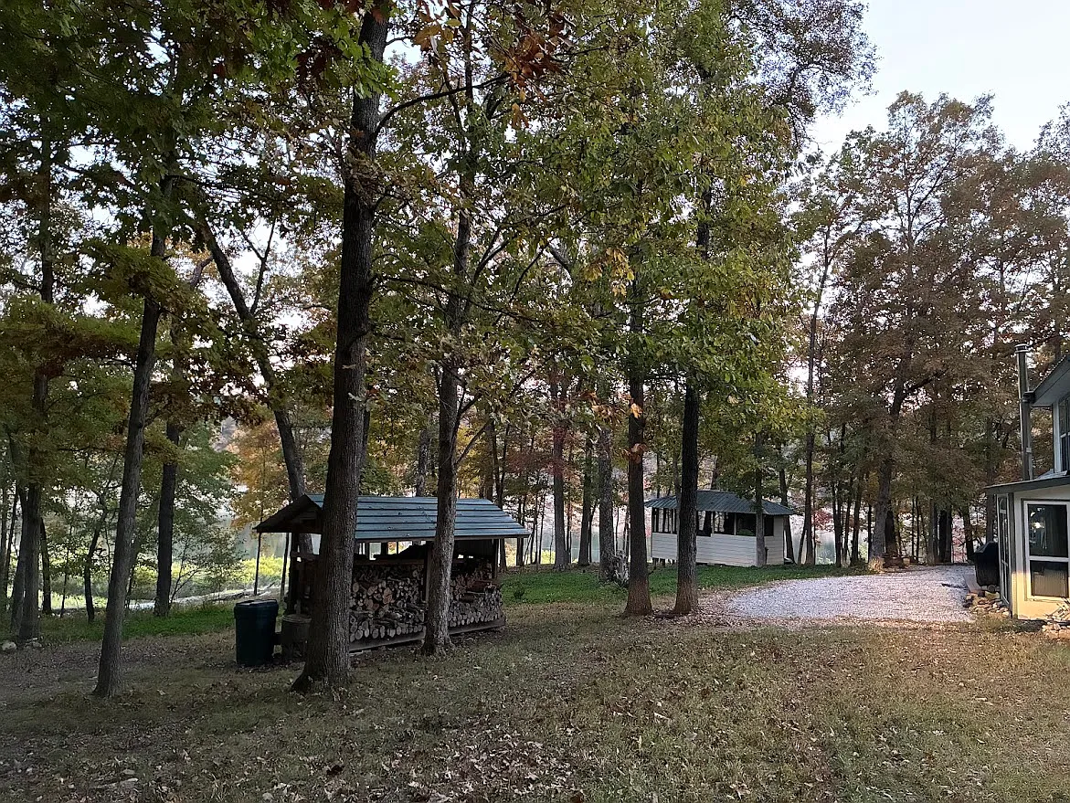 3 bed, 1.5 bath, 1575 sqft, $3,200 — Photo 4