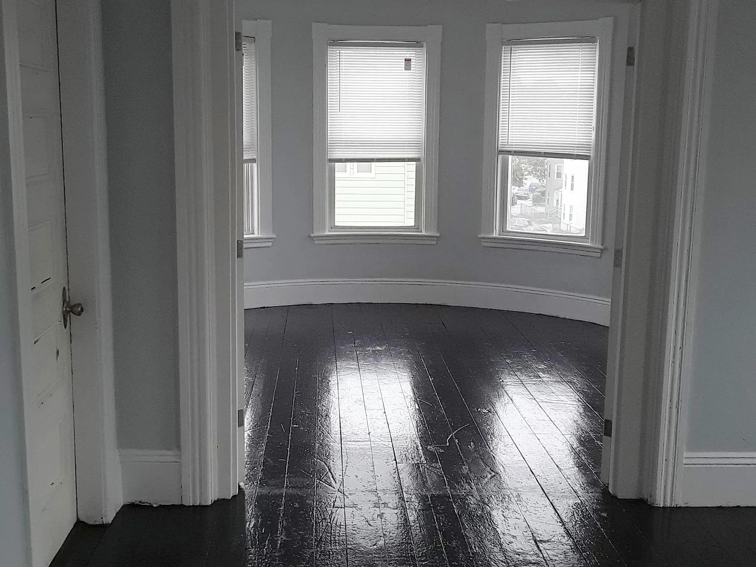 4 bed, 1600 sqft, $2,350 — Photo 4