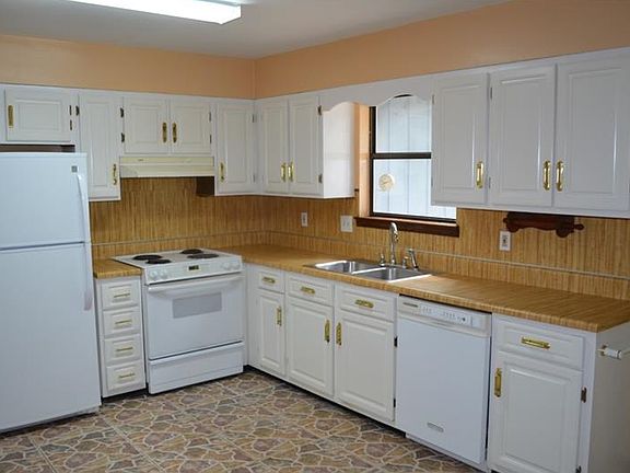 5th image of 2973 Christophers Ct