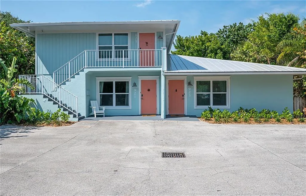 2 bed, $6,500 — Photo 1