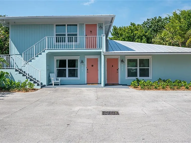 925 Coquina Ln #923 — Photo 1