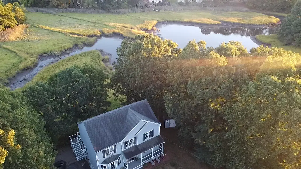 Lark Ln, Assonet — Photo 2