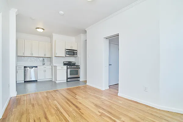 Rented by REAL New York | media 4