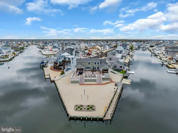 82 Jeri Ann Dr, Manahawkin, NJ 08050