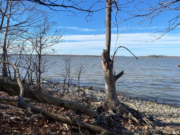 E 315th Rd, Jay, OK 74346