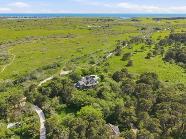 144 Madaket Rd, Nantucket, MA 02554