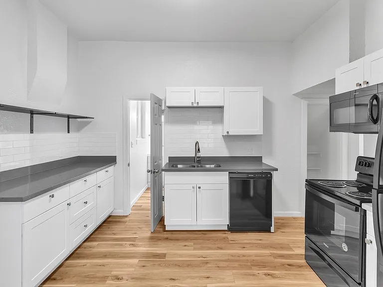 Spacious, updated kitchen