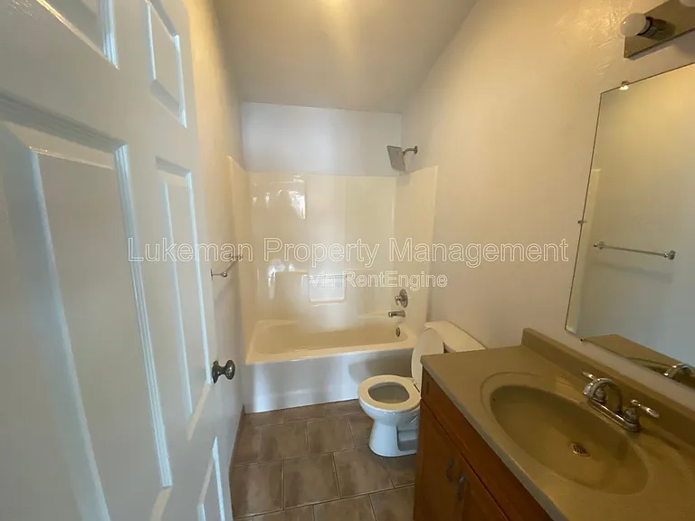 1324-1326 Knollwood Ave — Photo 19
