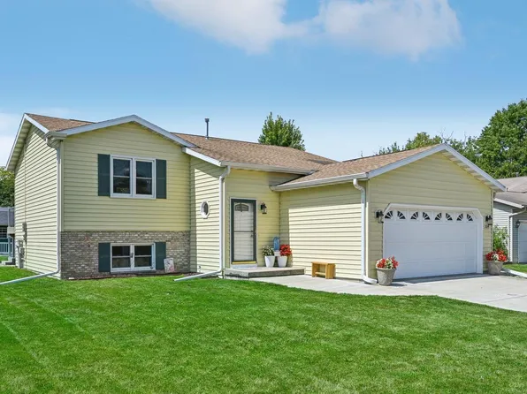 204 Marlboro Avenue, Edgerton, WI 53534