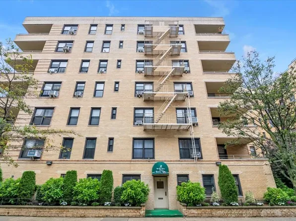 2 West End Avenue image 2 of 13