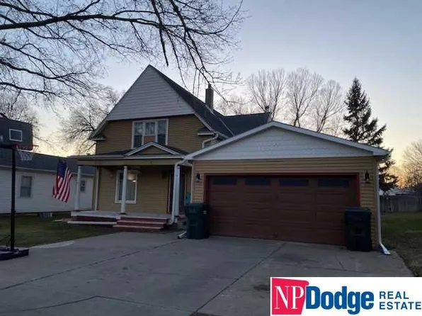 917 N Sycamore St, Wahoo, NE 68066