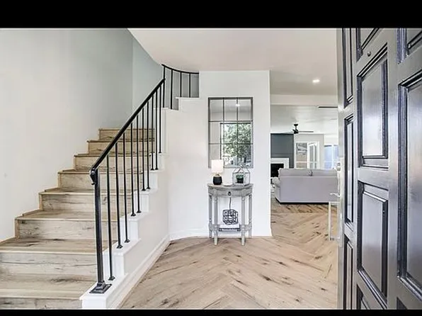 12027 Riverview Dr, Houston, TX 77077