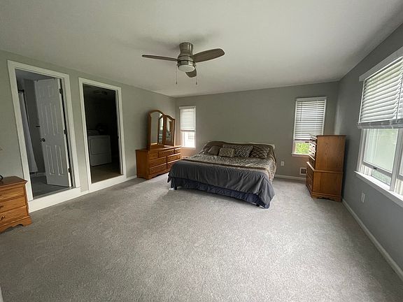 2nd image of 88 Maple St