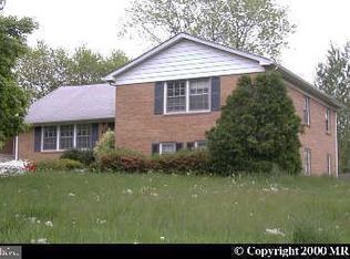 10705 Stoneyhill Dr, Silver Spring, MD 20901