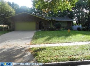 1450 Janssen Dr, Lincoln, NE 68506