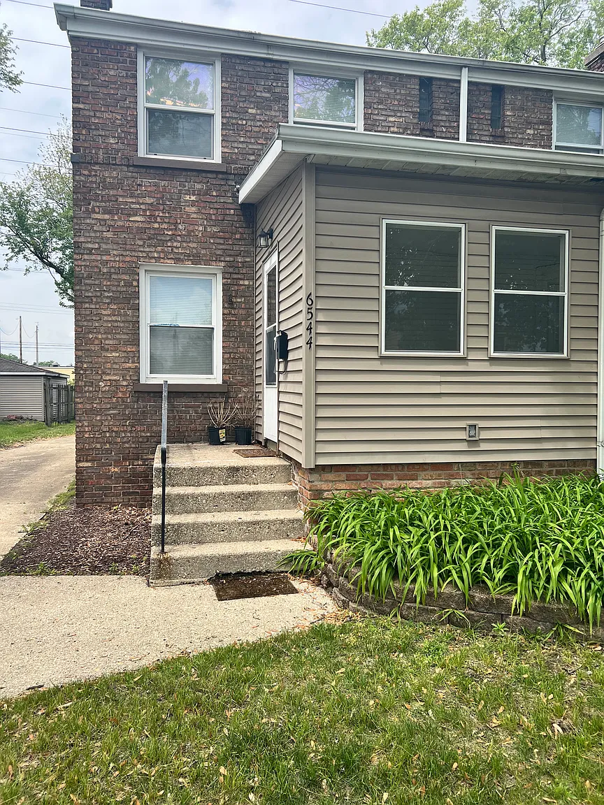 6544 McCook Ave photo 1