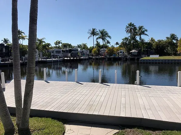 150 Smallwood Dr #211, Chokoloskee, FL 34138