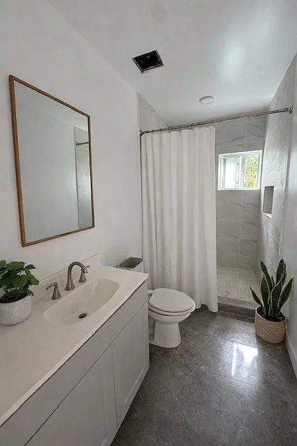 3 bed, 1270 sqft, $3,350 — Photo 4