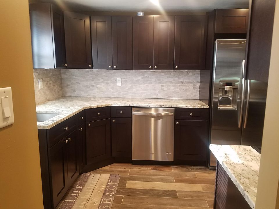 1st image of 222 N Iowa Ave #2