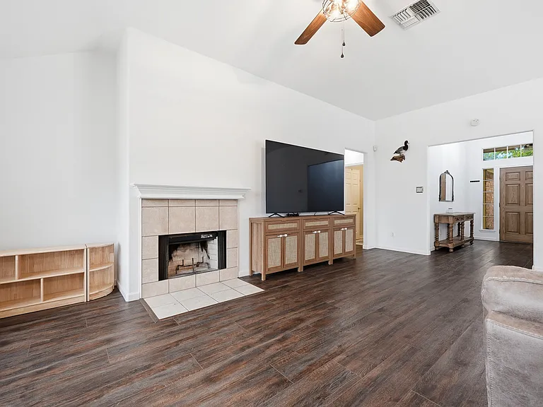7218 Gingerberry Dr — Photo 7