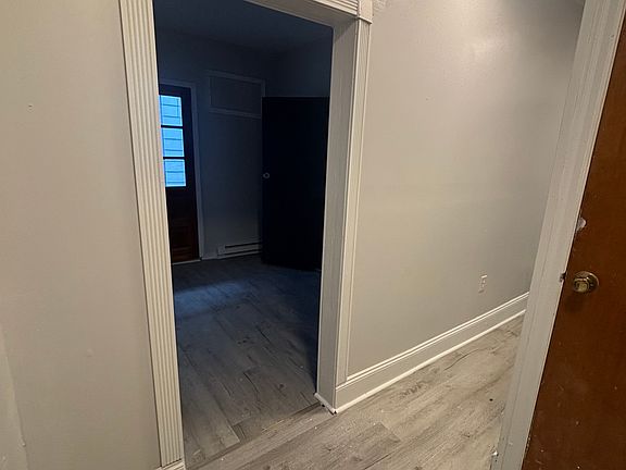 2nd image of 416 E Market St #2