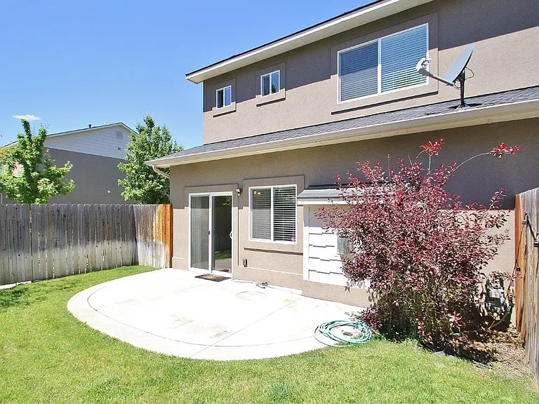 5052 N Alworth St — Photo 24