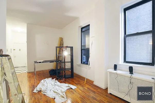 Rented by Bond New York | media 9