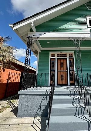 2nd image of 2627 Orleans Ave #2627