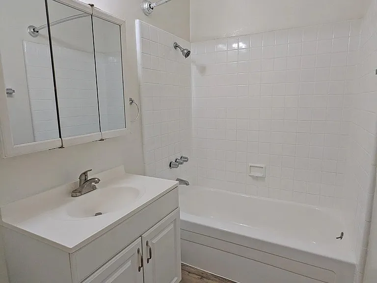 3827 Girard Ave #1 — Photo 11
