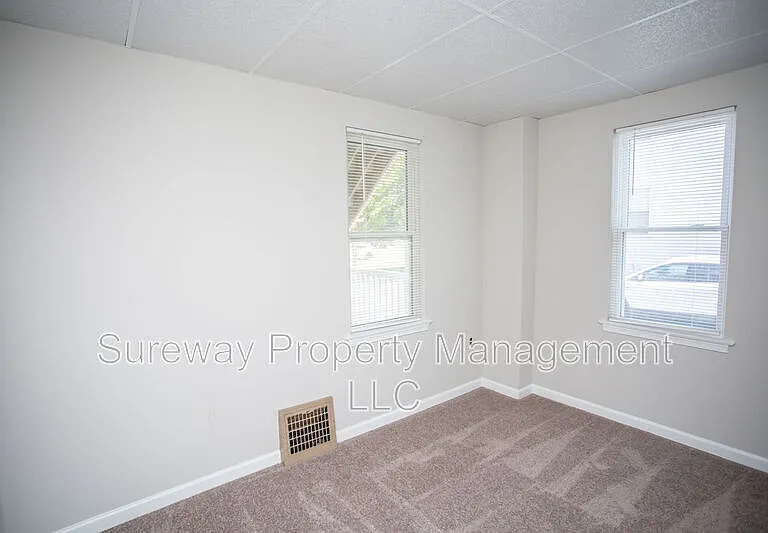 509 S Main St #B — Photo 12