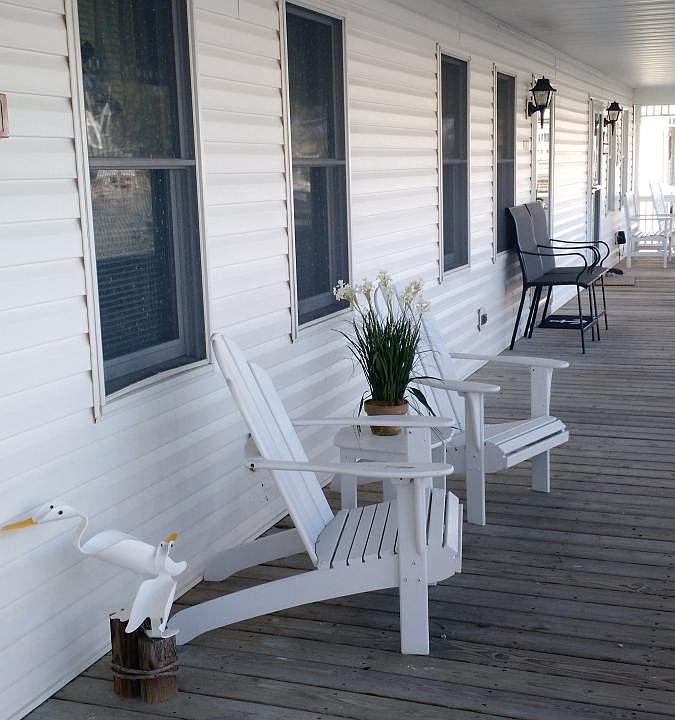 1st image of 4084 Grand Bay Ct