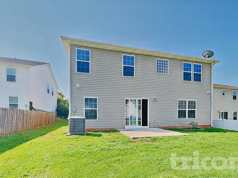 514 Kerriann Ln — Photo 20