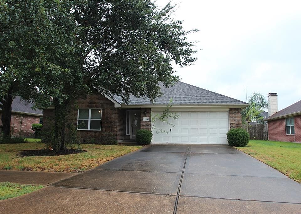 1st image of 5104 Lockhart Dr