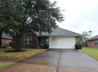 5104 Lockhart Dr, Pearland, TX 77584