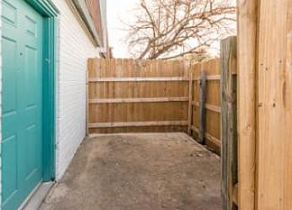 5th image of 1907 Hearthstone Dr APT A